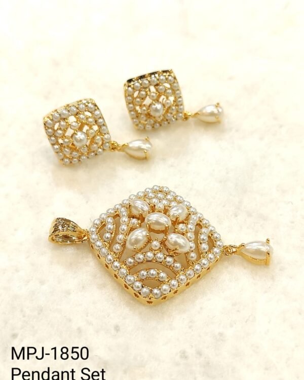 Pendant Sets