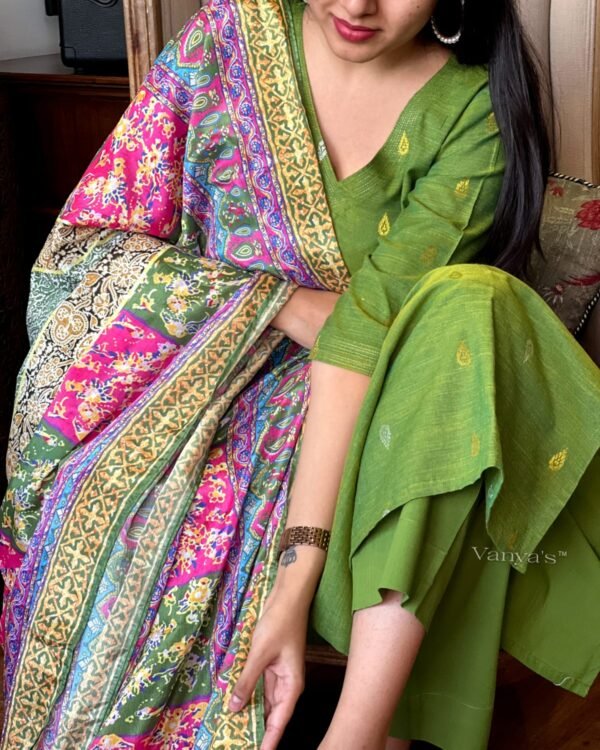 Muslin digital printed kurti