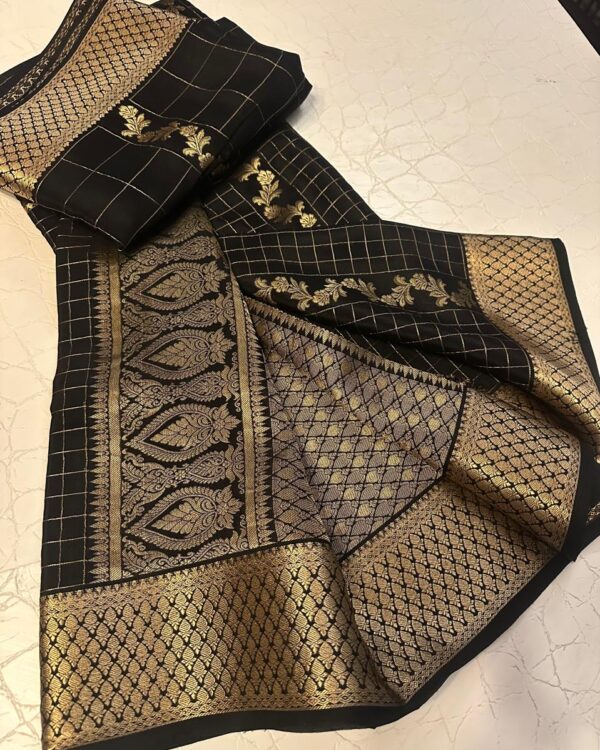 New Mysore Crepe Silk Saree
