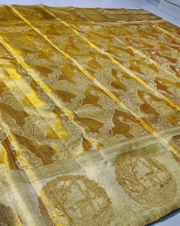 New pure kanchipattu tissue Meenakari boarder