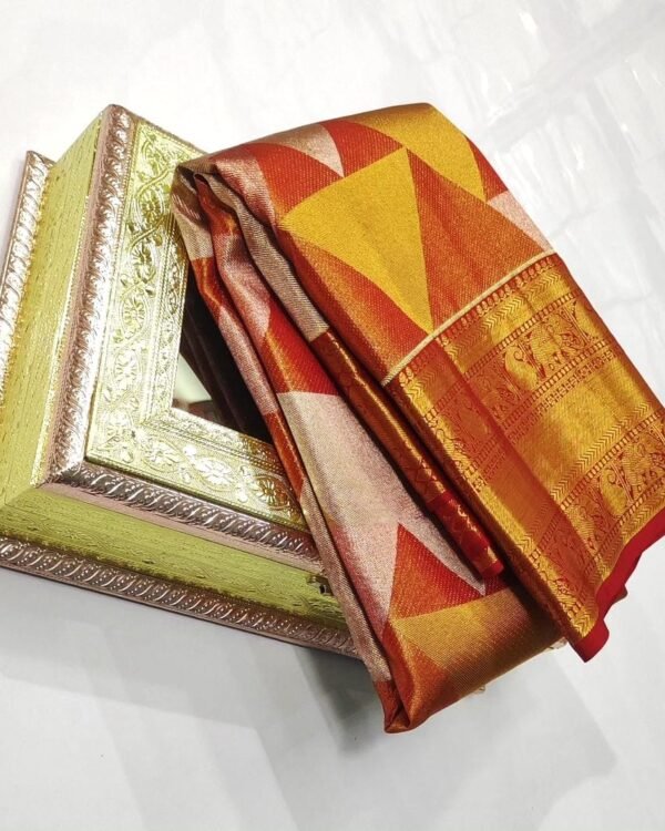 Pure kanchi pattu tissue
