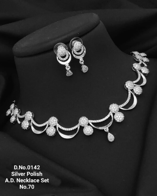 AD Necklace Set