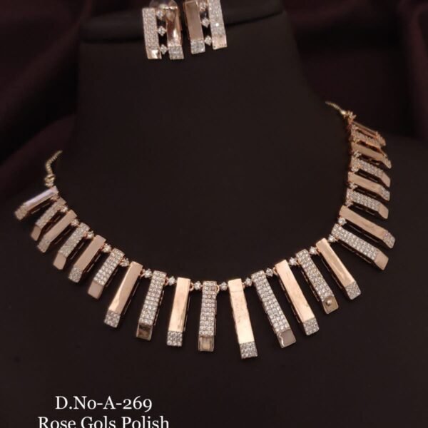 AD Necklace Set