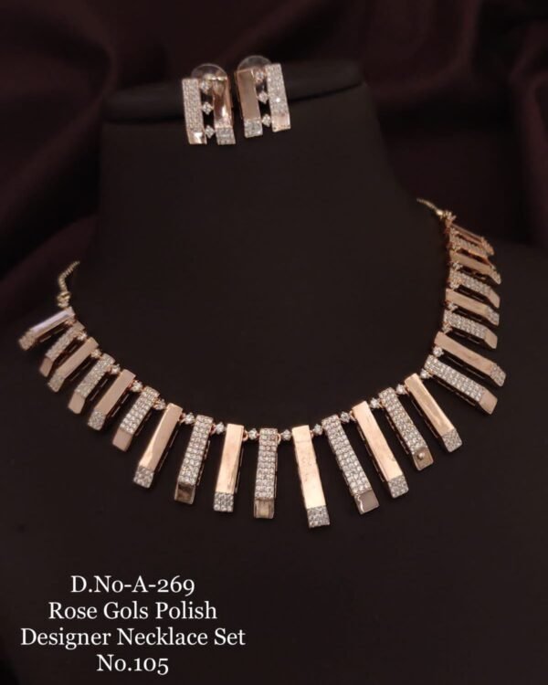 AD Necklace Set