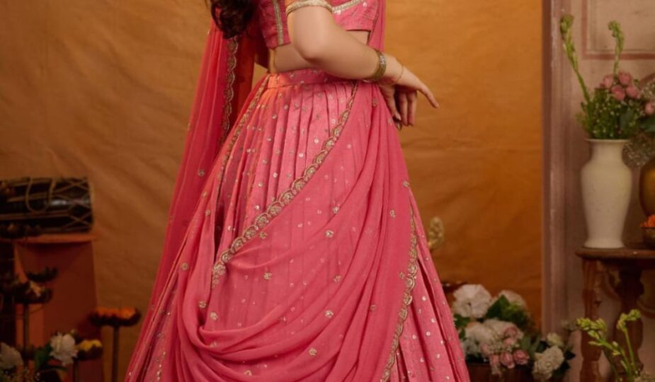 Peetal Gulabi Viscose Dola Lehenga Set In Pink
