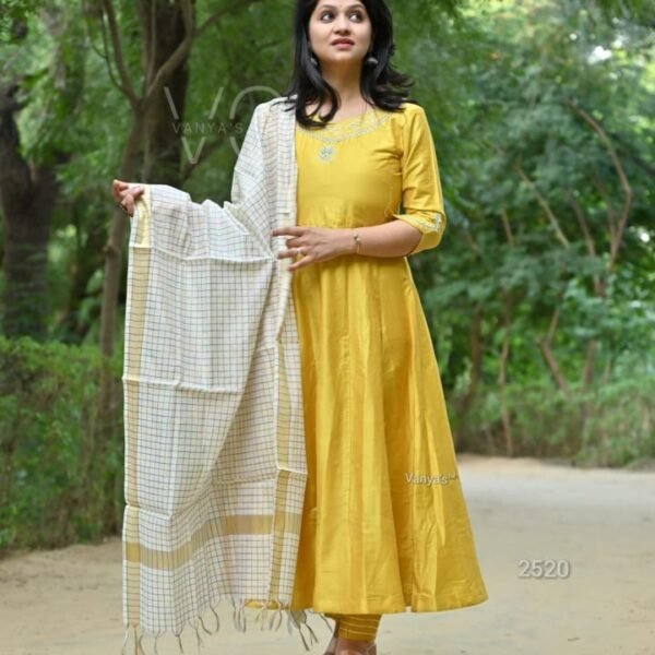 Anarkali kurta set