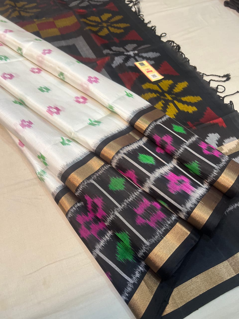 New Pure Ikkath silk Handloom 3 New Pure Ikkath silk Handloom - Image 3