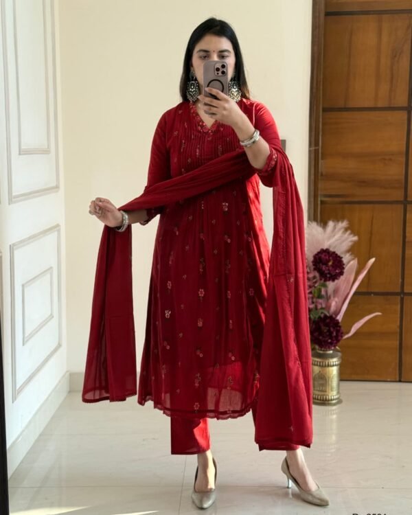 Beautiful Anarkali kurta dupatta set
