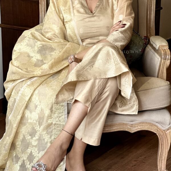 Pure banarsi silk kurti