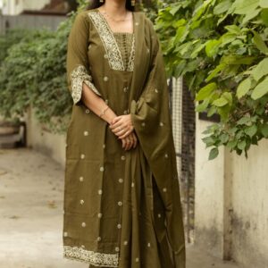 Self-weave embroidery handloom cotton suit set