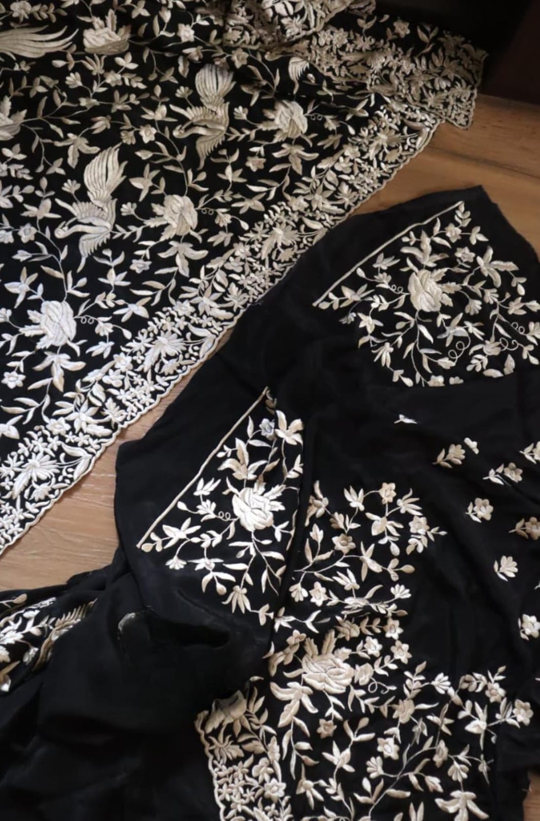 Pure crepe silk sarees 8 Pure crepe silk sarees - Image 8