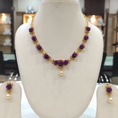New Pearl Necklace