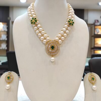 Beautiful Pearl necklace