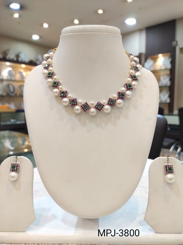 Pearl necklace - Image 12