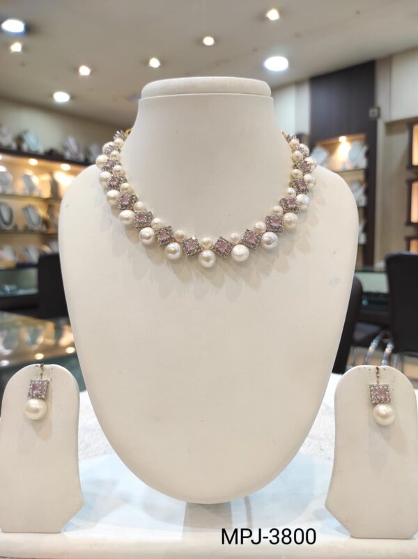 Pearl necklace - Image 3