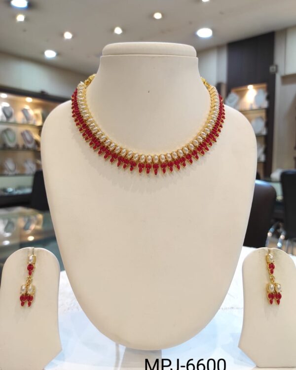 Special Pearl necklace
