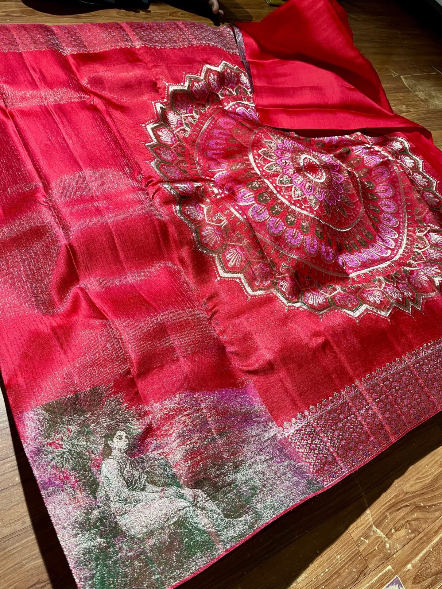 New Pure kanchipattu handloom tissue scart 2g Meenakari brocade 27 High quality pure kanchipattu handloom tissue scart 2g Meenakari brocade designs