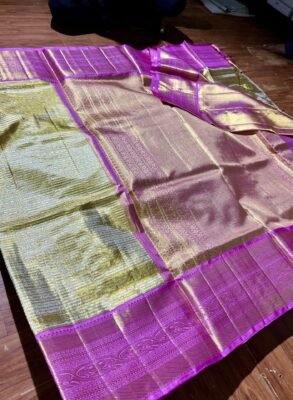 Pure kanchipattu resham kuttu floral tiger reserver brocade