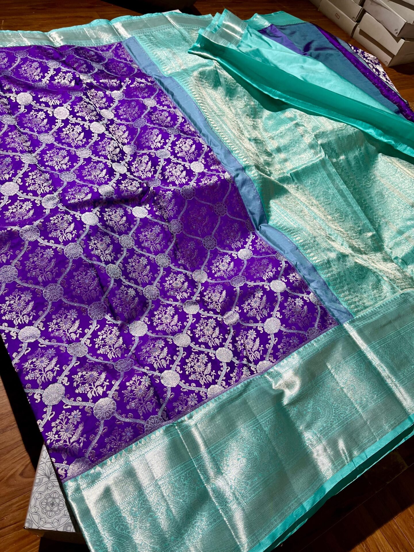Pure kanchipattu tissue floral brocade designs 