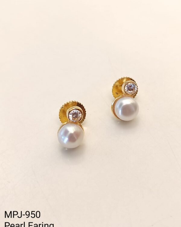Original Pearl Earring
