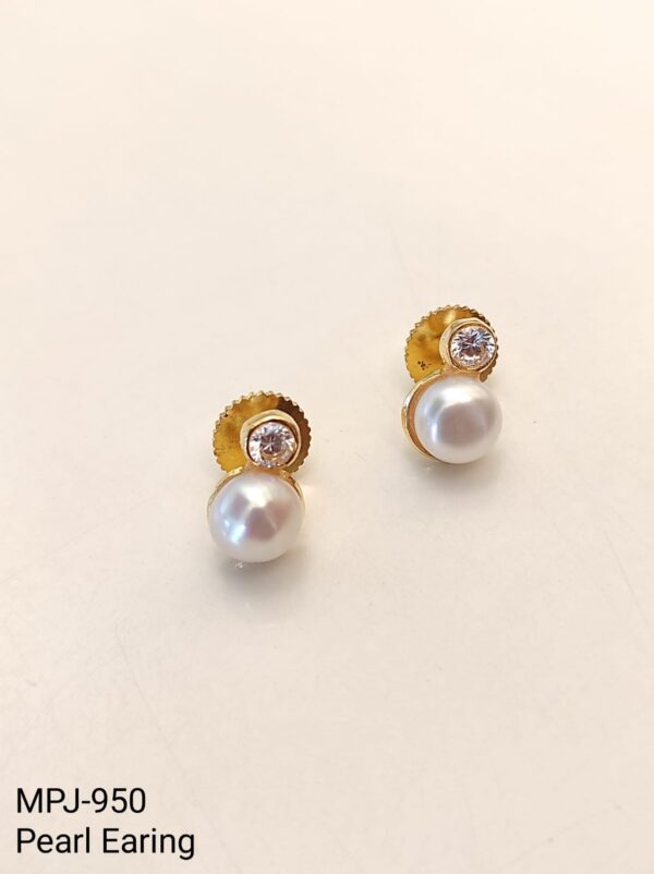 Pearl Earing