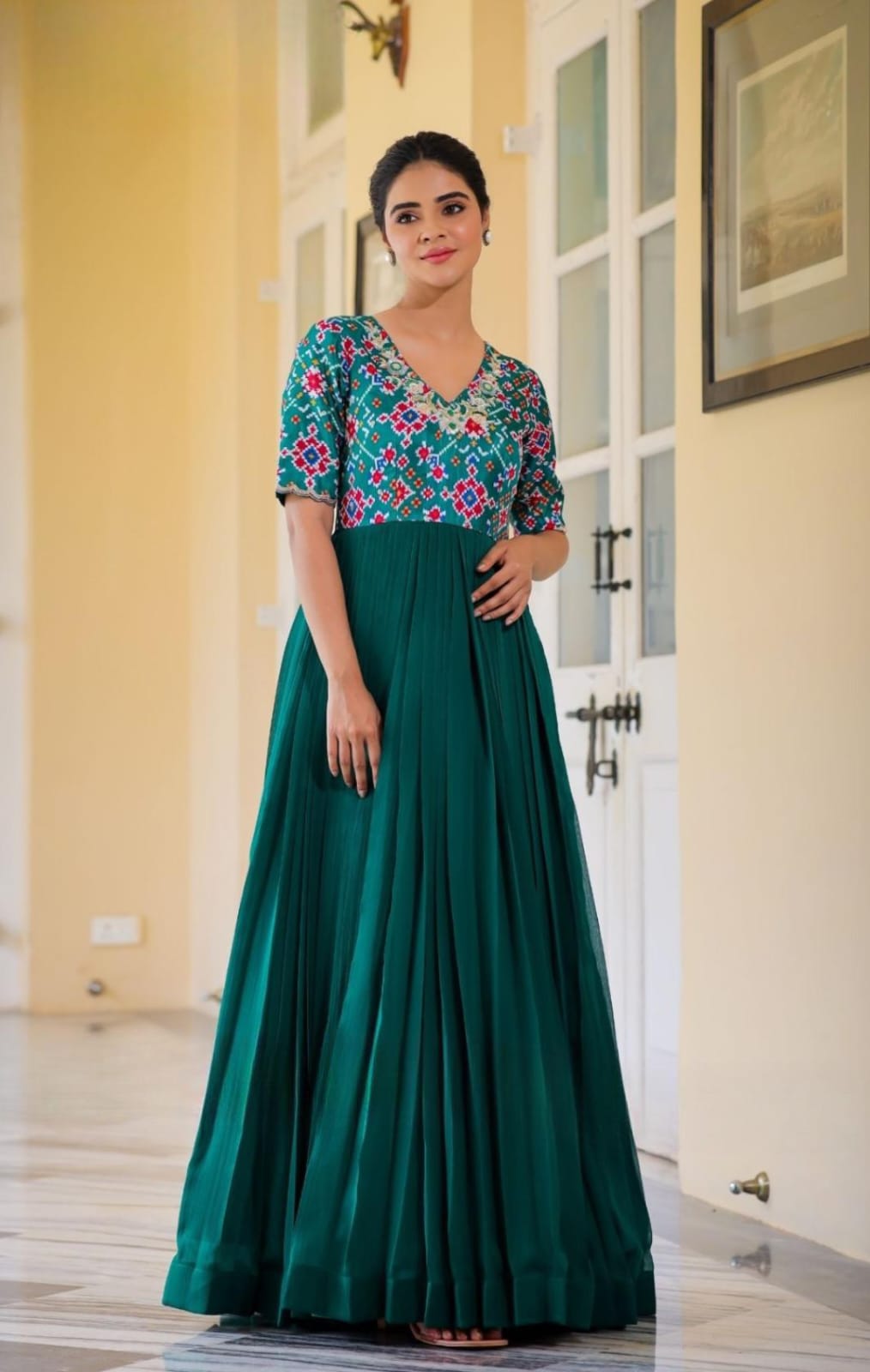 Gehna Patola Maxi 3 Gehna Patola Maxi - Image 3