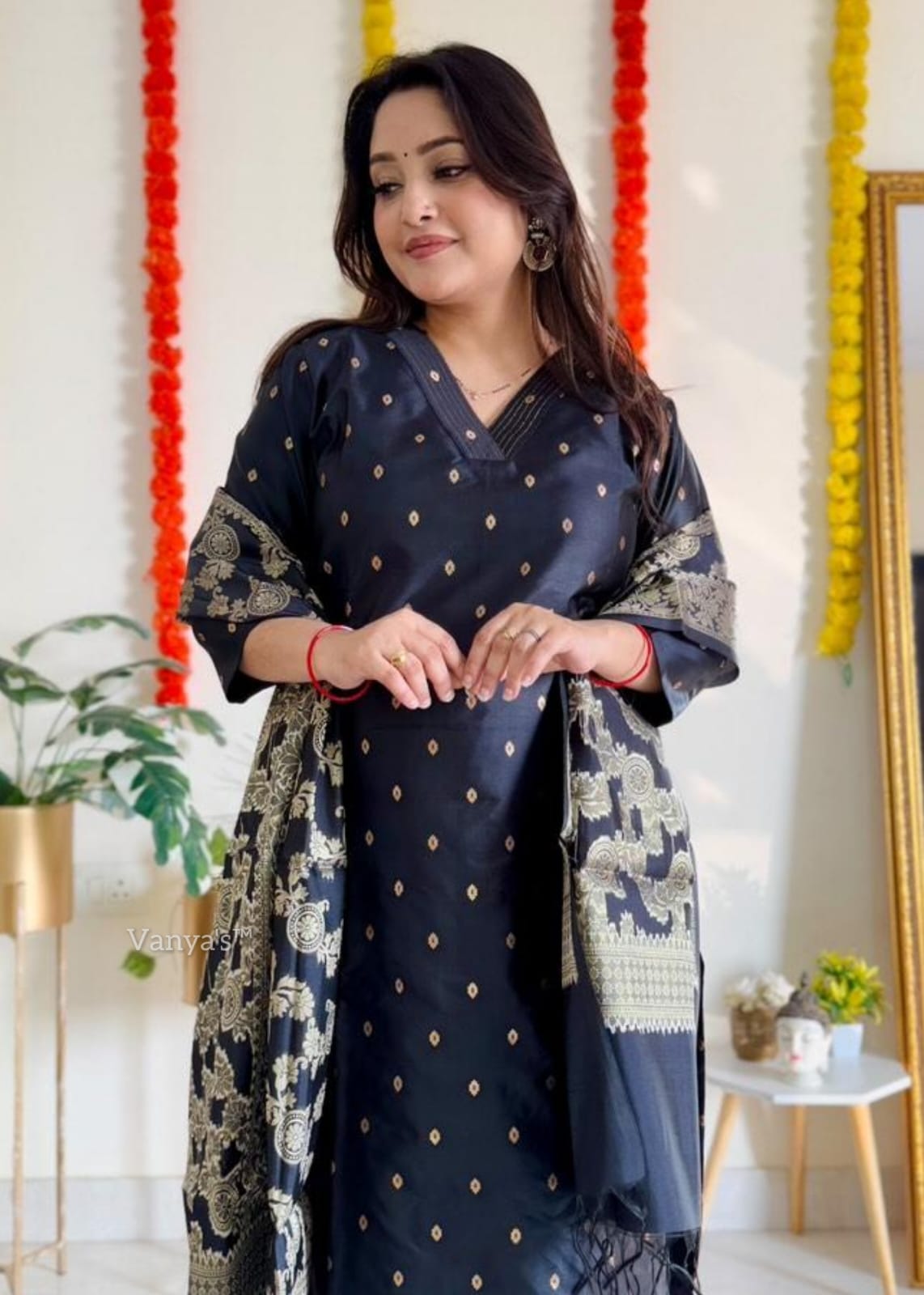 Kurta dola silk banarasi 13 Kurta dola silk banarasi - Image 13