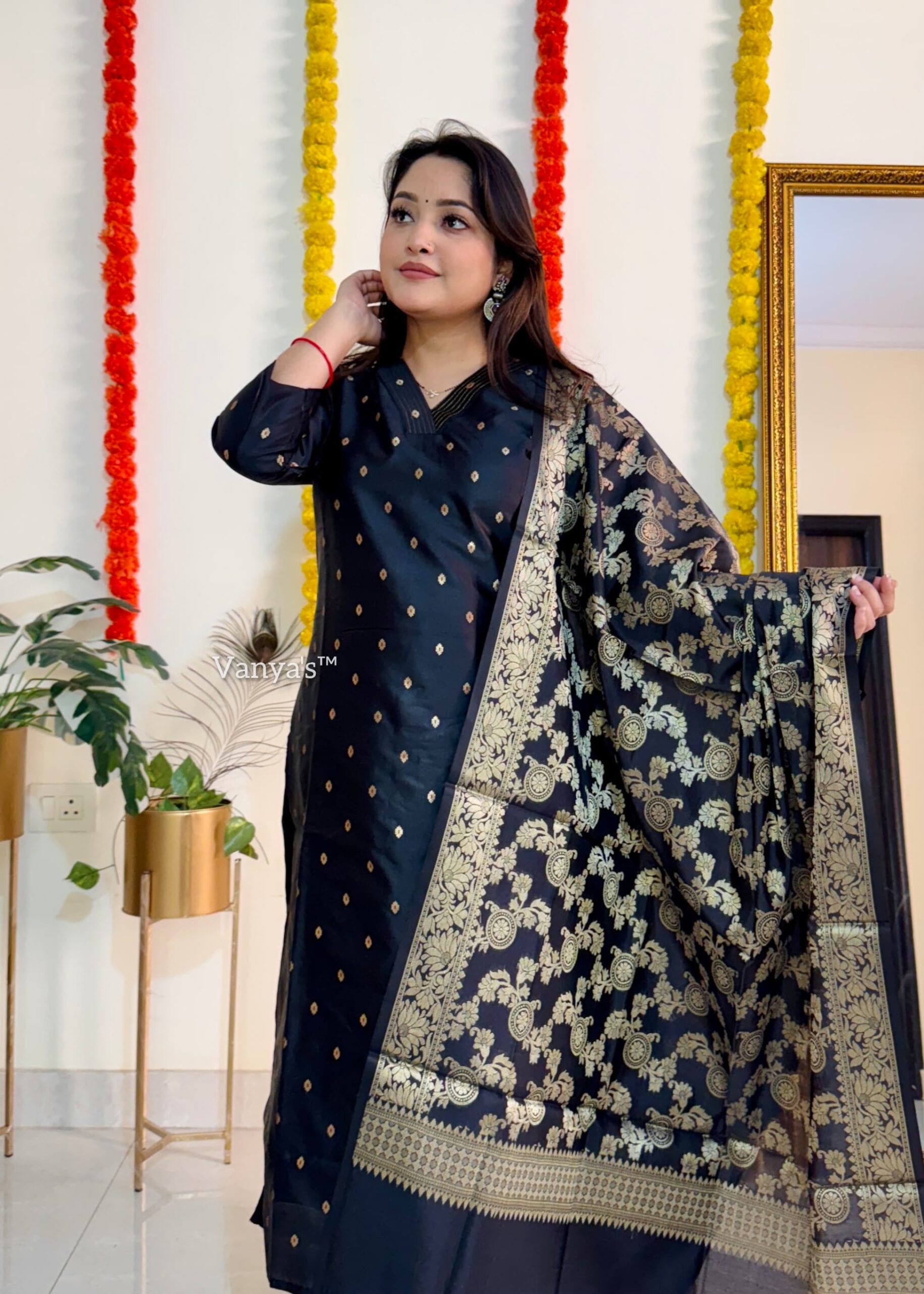 Kurta dola silk banarasi 10 Kurta dola silk banarasi - Image 10