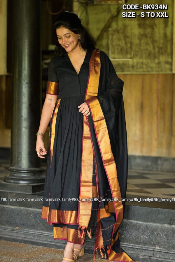 Malini Handloom Suit Set - Image 3