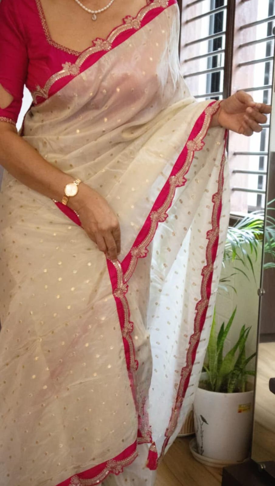 Pure tissue kora silk sarees with sequins 3 Party Wear Silk Sarees â Elegant Styles for Every Celebration