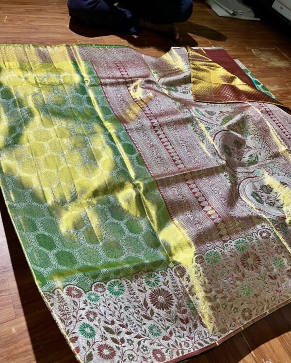 Pure kanchipattu tissue Meenakari