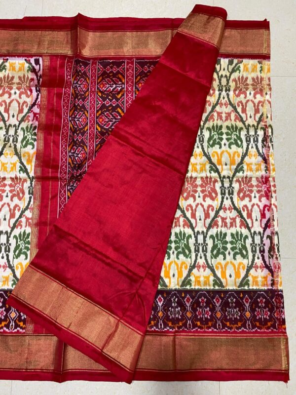 Ikkat pattu sarees