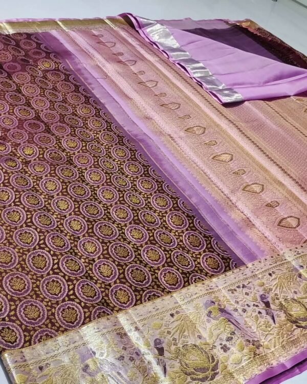 Pure kanchipattu resham kuttu floral brocade