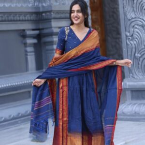 Basude Handloom Suit Set in Blue