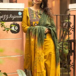 Cotton kurta with traditional