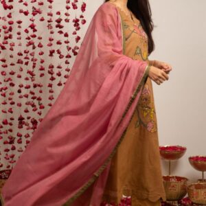 Riwayat Kurta Set In Ochre Yellow