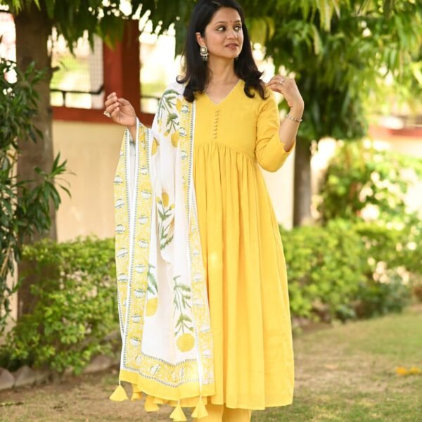 Mul cotton alia cut kurta