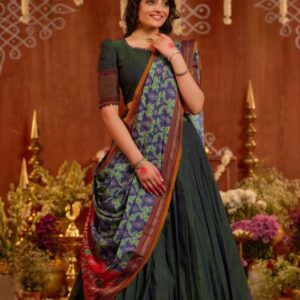 Dhiwija Handloom Lehenga Set in Dual tone
