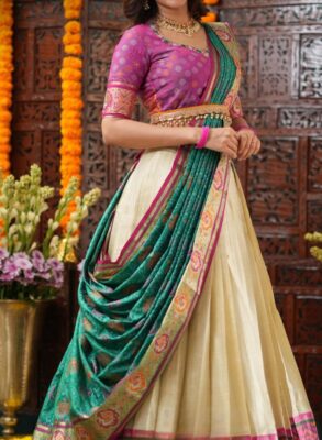 Green Rani 2 IN 1 Lehenga Set With Belt