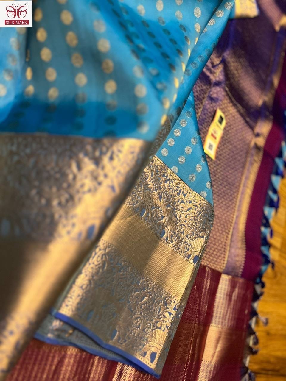 Light weight fancy soft silk Handloom 2 Light weight fancy soft silk Handloom