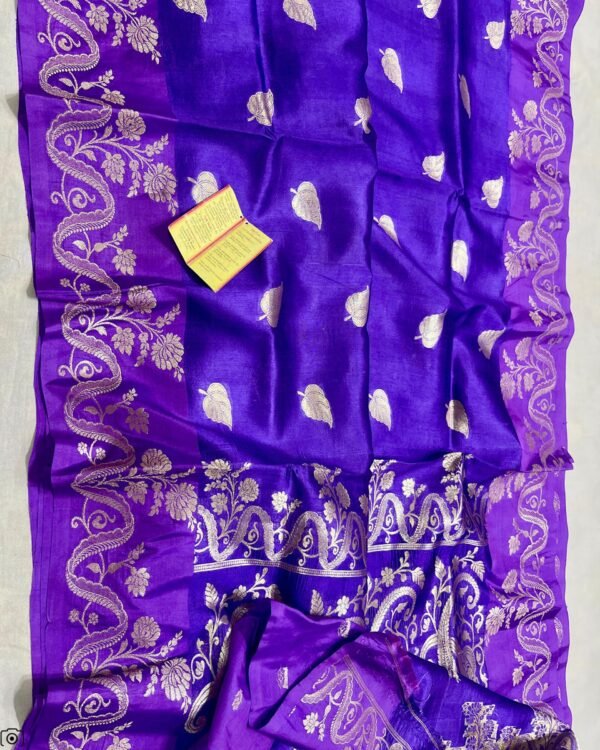 New Raw Mangoo Silk Saree
