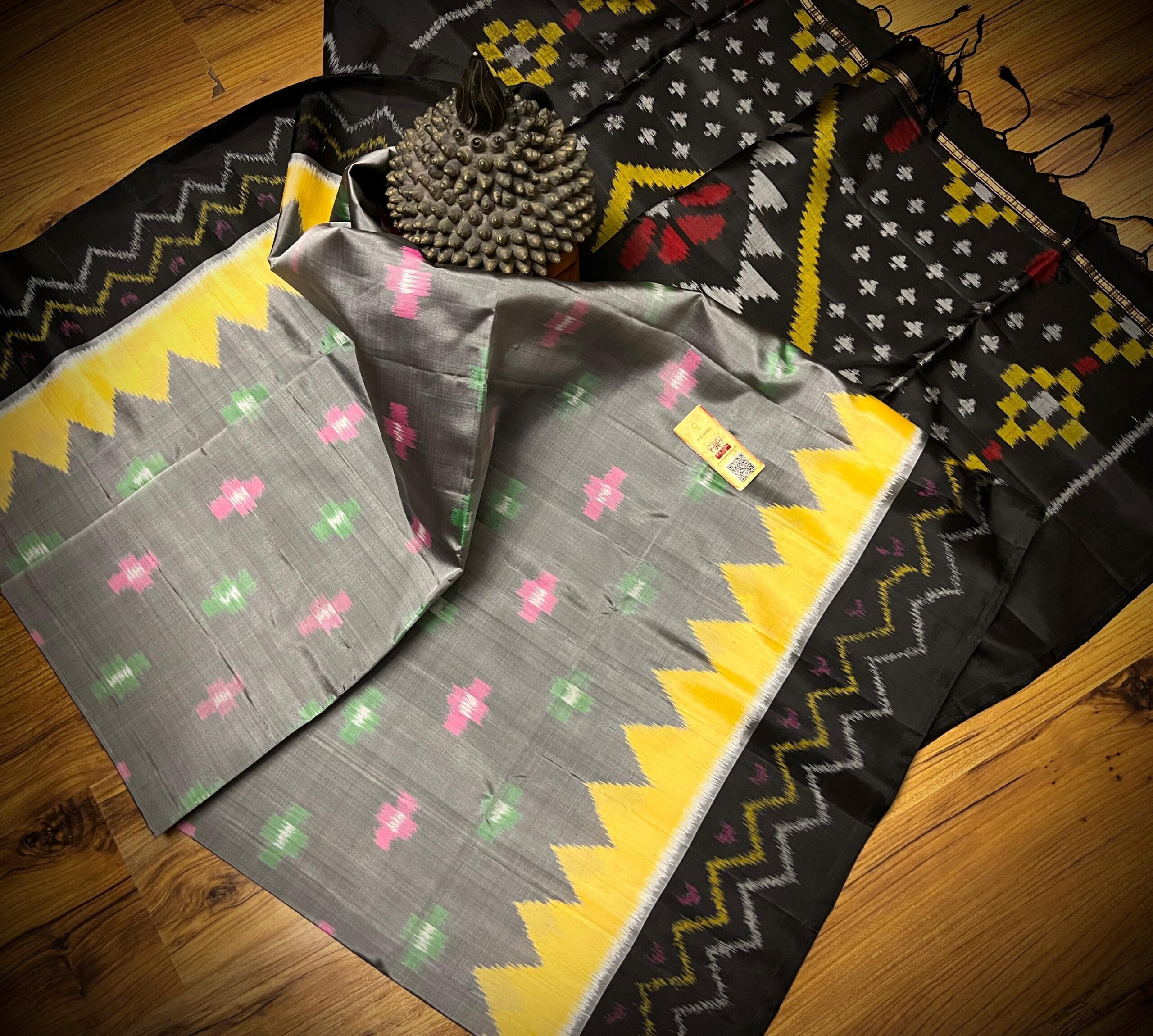 Special Pure Ikkath silk Handloom 2 Special Pure Ikkath silk Handloom - Image 2