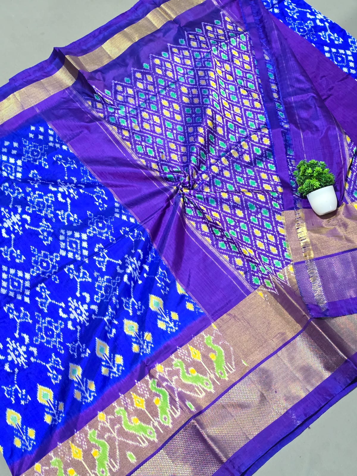 Exclusive Ikkat Silk Sarees 7 Exclusive Ikkat Silk Sarees - Image 7