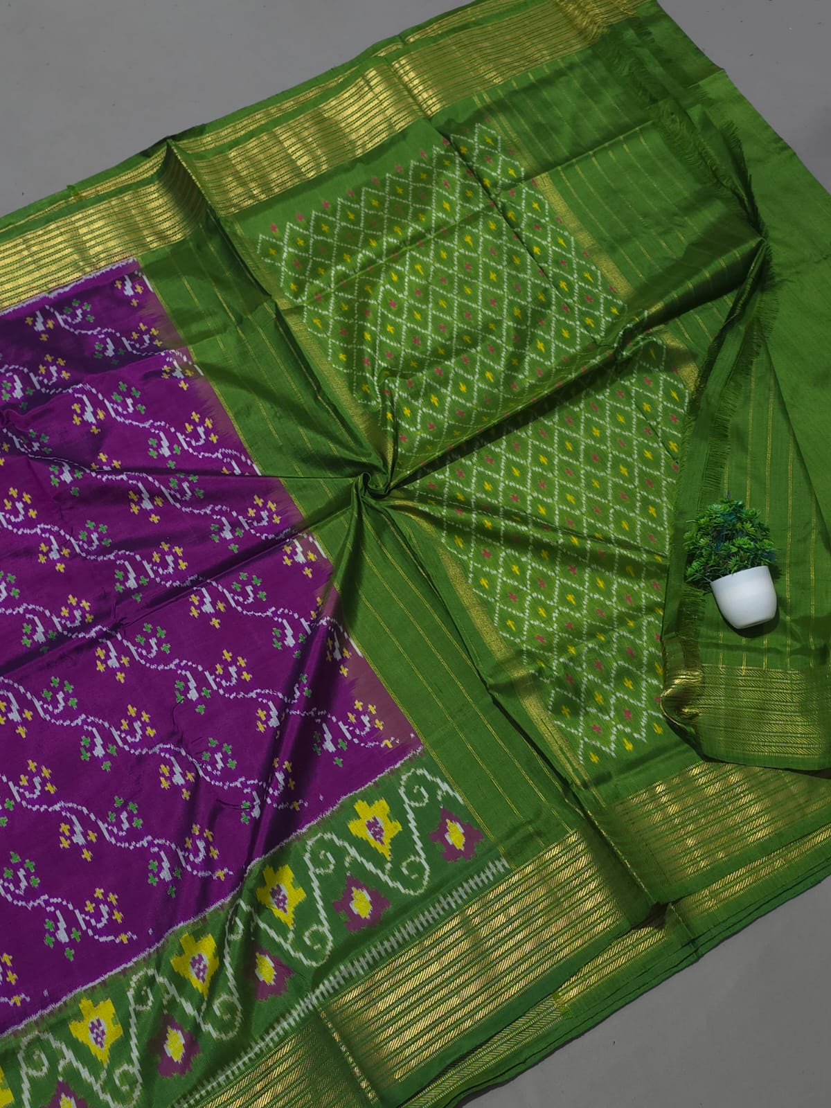 Simple Ikkat silk sarees 6 Simple Ikkat silk sarees - Image 6