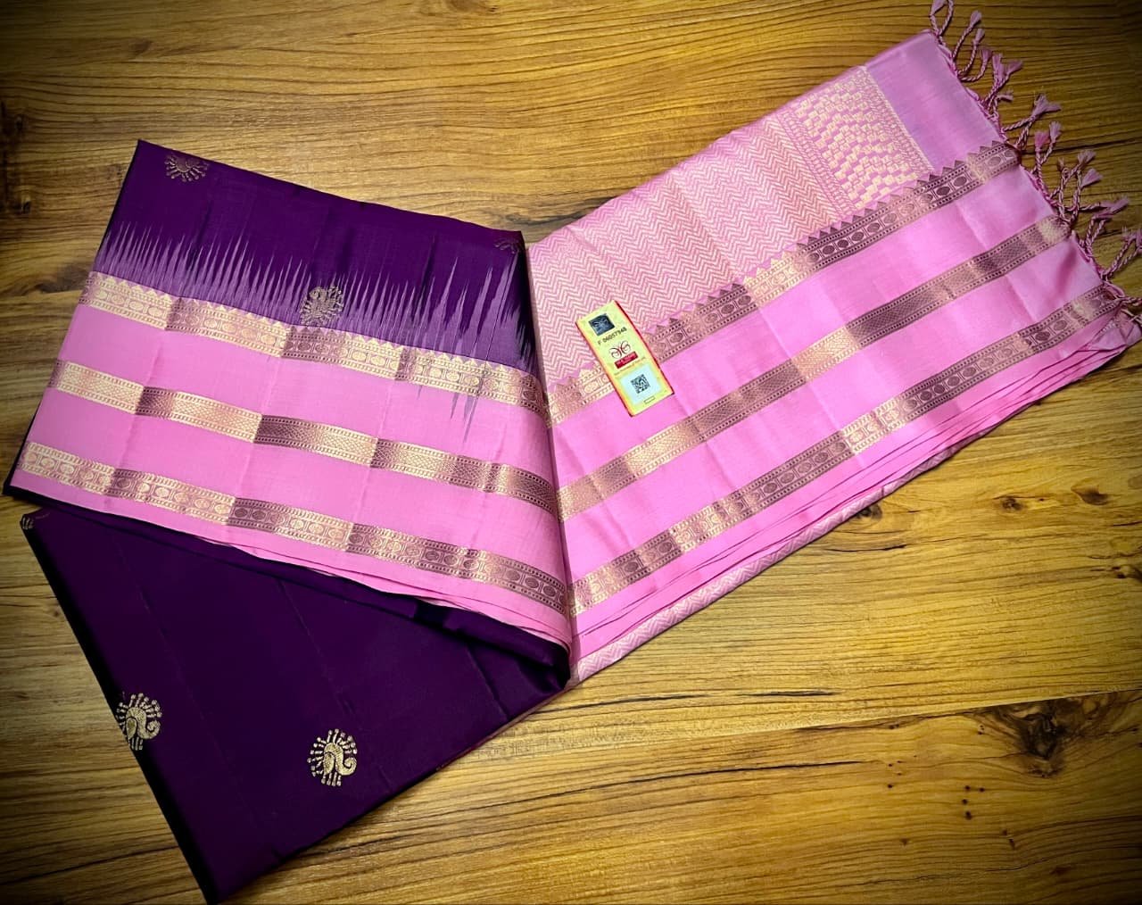 Exclusive Pure silk Handloom 2 Exclusive Pure silk Handloom