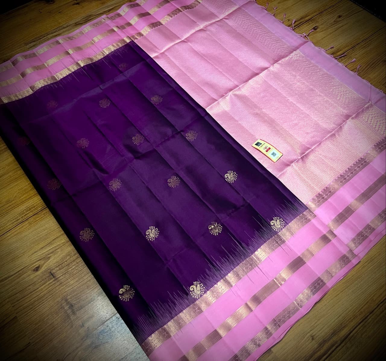 Exclusive Pure silk Handloom 1 Exclusive Pure silk Handloom