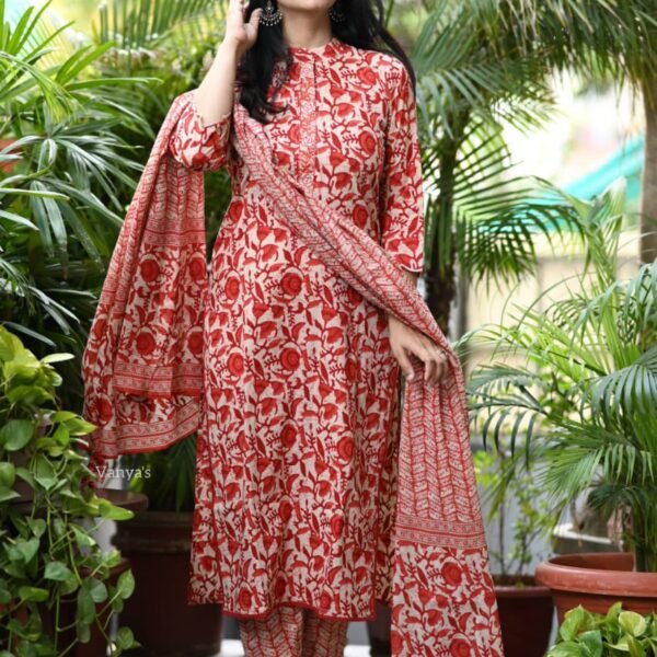 No. 1 High Quality Kurtis Redefining Ethnic Fashion at Eflina.in Floral bagru printed cotton kurti pant duppata set