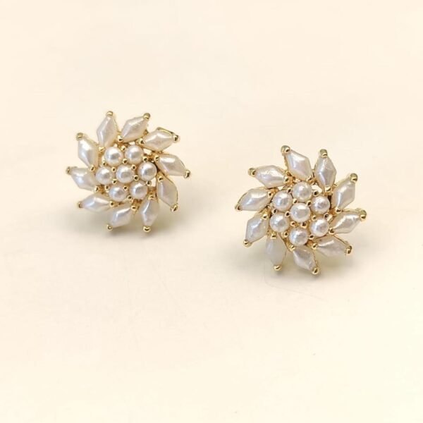 Exciting Pearl Earrings