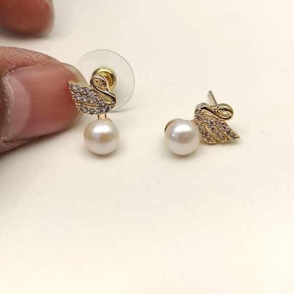 Quality Pearl Earrings
