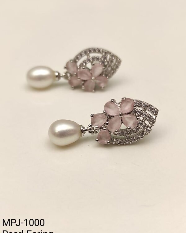 Beautiful Pearl Earings